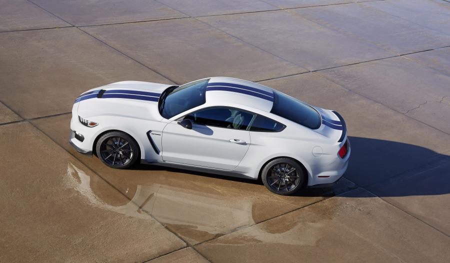  Shelby GT350 Mustang 2016 года  (фото 4 из 32)